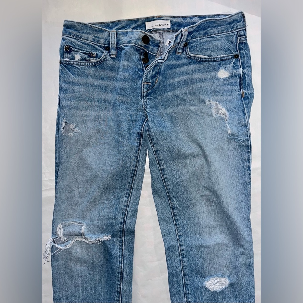 Ann Taylor Loft Button Fly Ripped boyfriend blue jeans size 24 00 Low waist XS